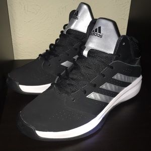 Adidas Isolation Basketball Shoes 🏀
